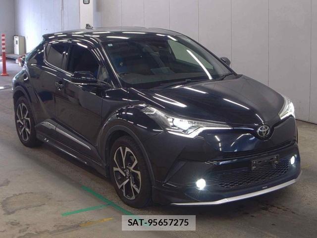 Toyota C-HR 2017-08 8053379-4