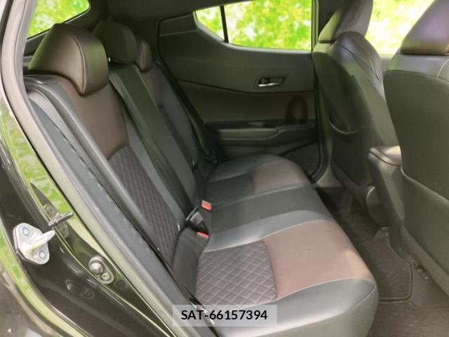 Toyota C-HR 2018-02 8053681-4