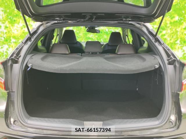 Toyota C-HR 2018-02 8053681-7
