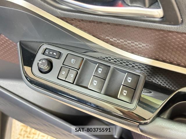 Toyota C-HR 2017-02 8054457-10