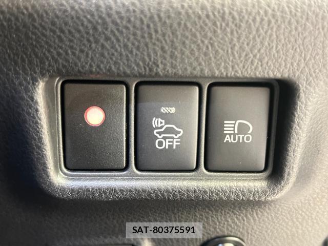 Toyota C-HR 2017-02 8054457-5