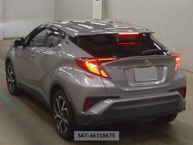 Toyota C-HR 2019-12 8054737-4