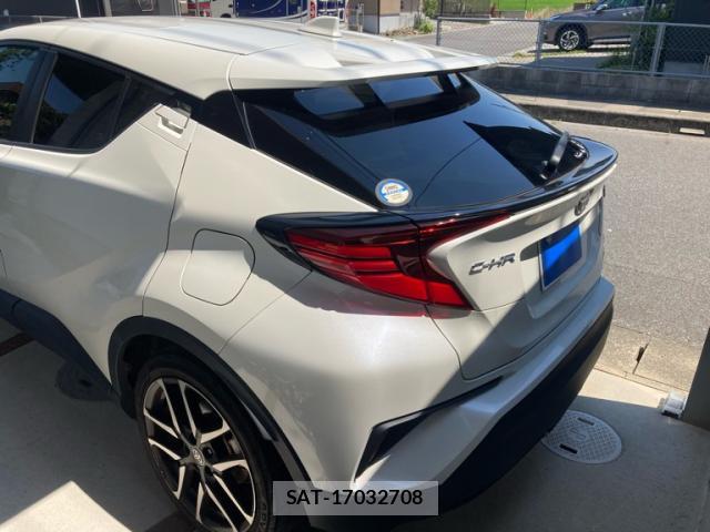 Toyota C-HR 2021-08 8054920-12