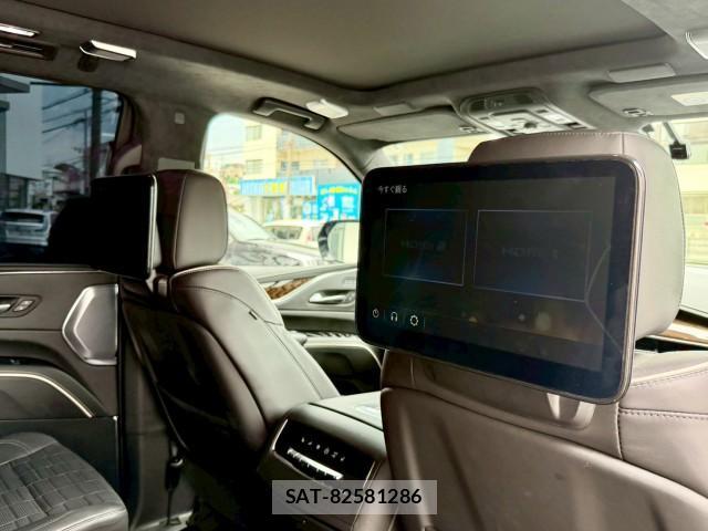 Cadillac ESCALADE 2024-08 8055878-14