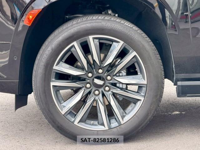 Cadillac ESCALADE 2024-08 8055878-9