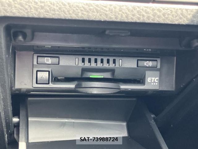 Toyota CAMRY 2019-05 8054826-3