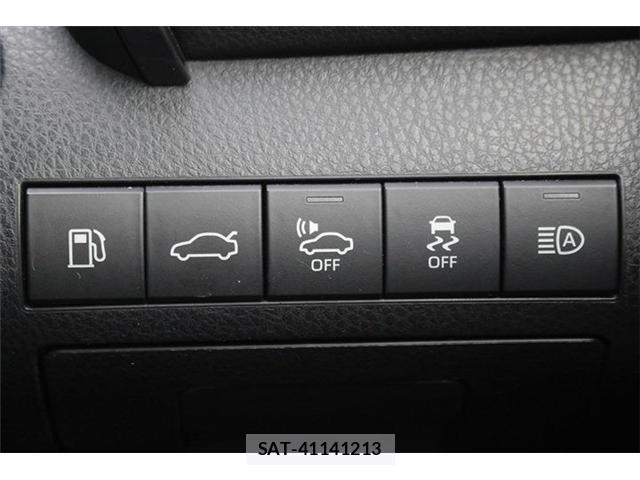 Toyota CAMRY 2018-02 8054928-6