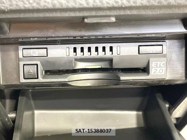Toyota CAMRY 2019-08 8055481-6