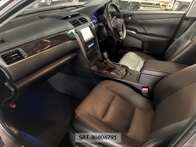 Toyota CAMRY 2017-03 8055653-10