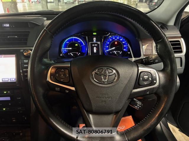 Toyota CAMRY 2017-03 8055653-15