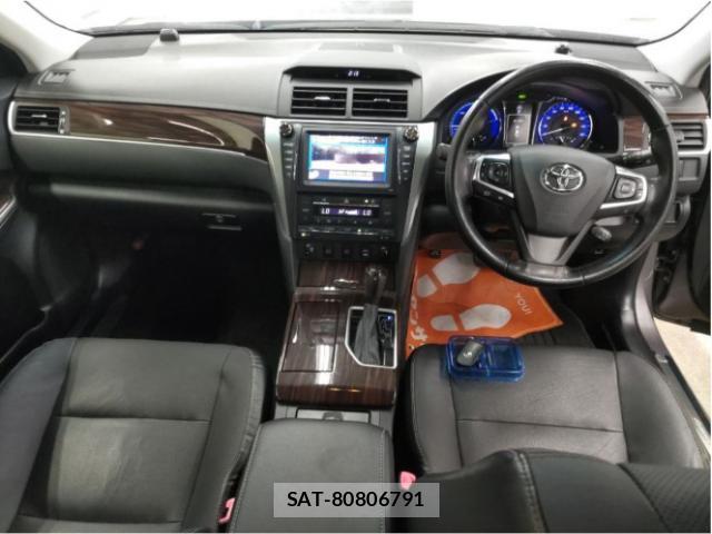 Toyota CAMRY 2017-03 8055653-2