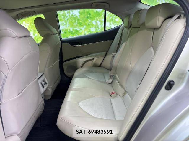 Toyota CAMRY 2017-11 8056101-6