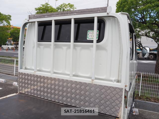 MITSUBISHI FUSO CANTER 2017-05 8054083-14