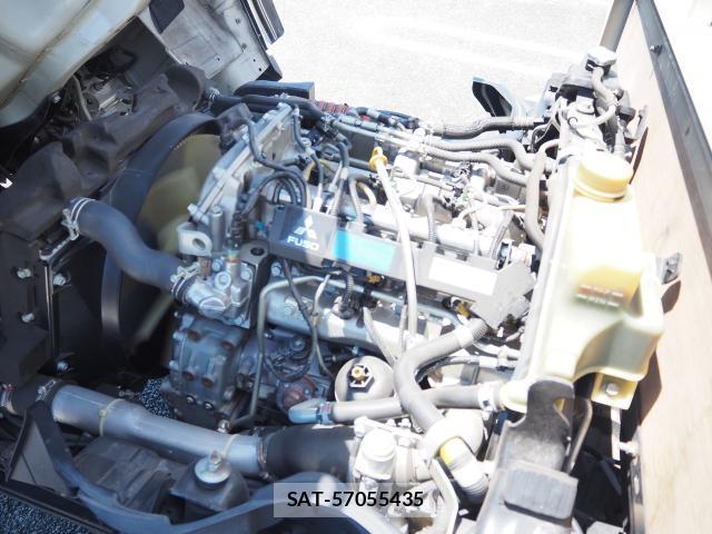MITSUBISHI FUSO CANTER 2012-09 8054084-13