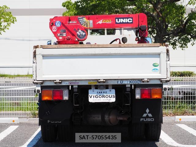 MITSUBISHI FUSO CANTER 2012-09 8054084-3