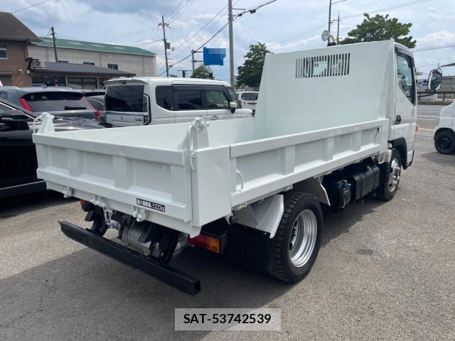 MITSUBISHI FUSO CANTER 2021-03 8054332-13