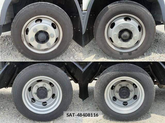 MITSUBISHI FUSO CANTER 2024-07 8055613-16
