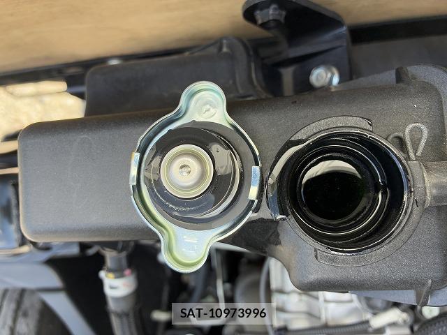MITSUBISHI FUSO CANTER 2024-04 8055615-15