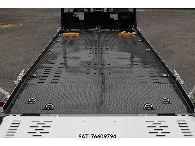 MITSUBISHI FUSO CANTER 2026-04 8055863-12