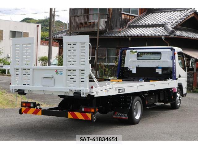 MITSUBISHI FUSO CANTER 2026-04 8055864-1