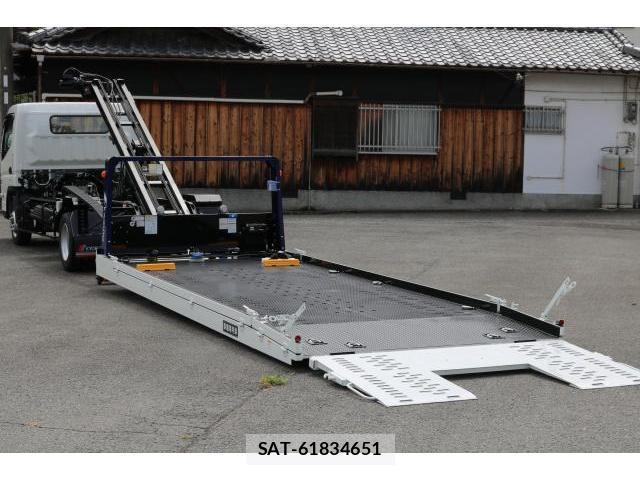 MITSUBISHI FUSO CANTER 2026-04 8055864-10
