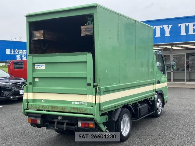 MITSUBISHI FUSO CANTER 2008-10 8056074-1