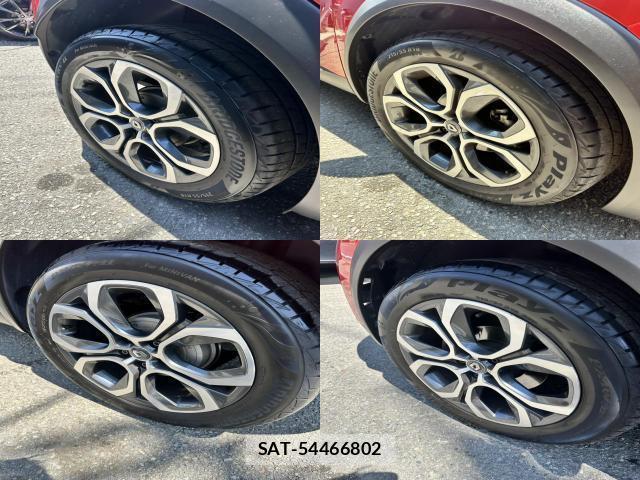 Renault CAPTUR 2021-08 8054546-4