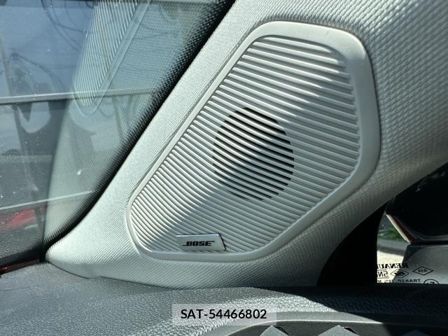 Renault CAPTUR 2021-08 8054546-9