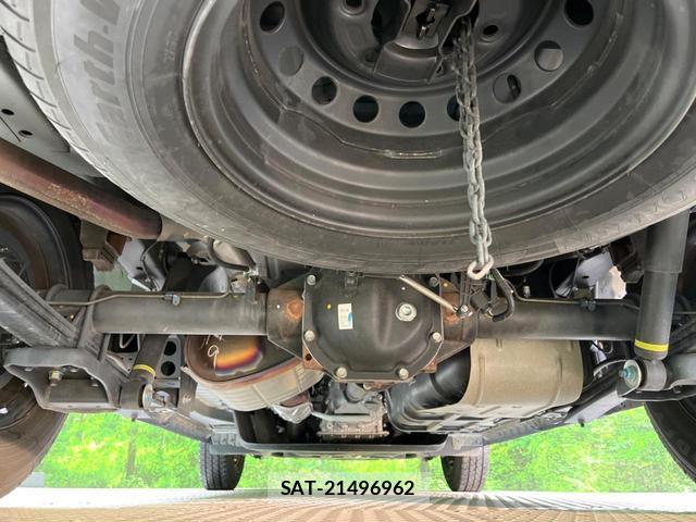 Nissan Caravan 2021-10 8053765-18