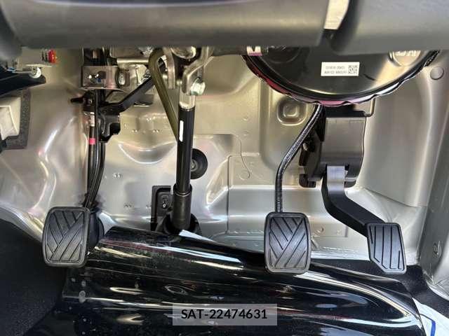 Suzuki CARRY TRUCK 2026-05 8055987-13