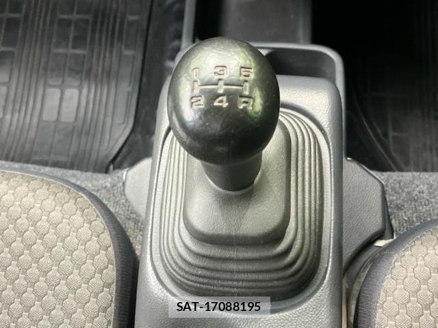 Suzuki CARRY TRUCK 2016-12 8056176-13