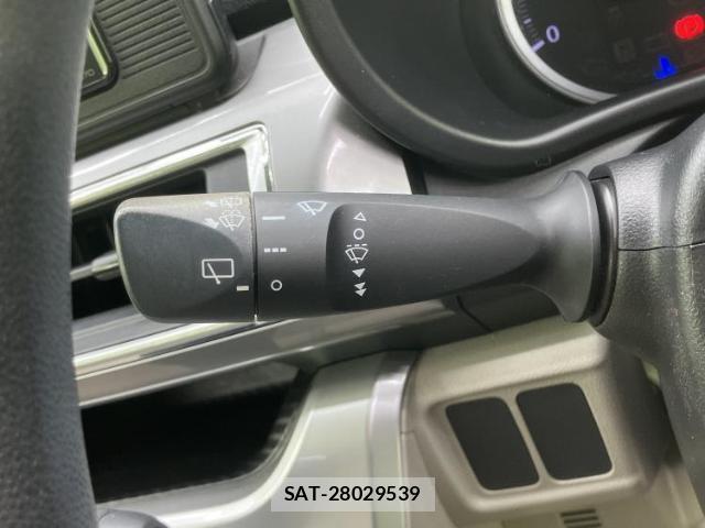 Daihatsu CAST 2016-09 8056147-11