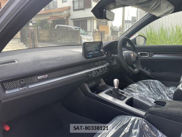 Honda CIVIC 2026-04 8053662-13