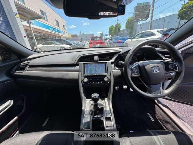 Honda CIVIC 2018-09 8053967-4