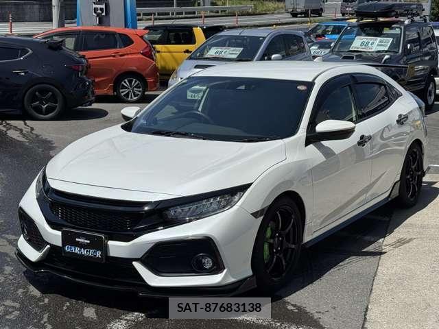 Honda CIVIC 2018-09 8053967-9