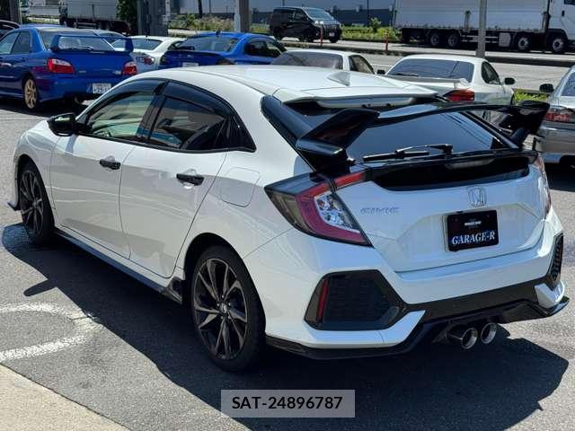 Honda CIVIC 2018-02 8053973-11