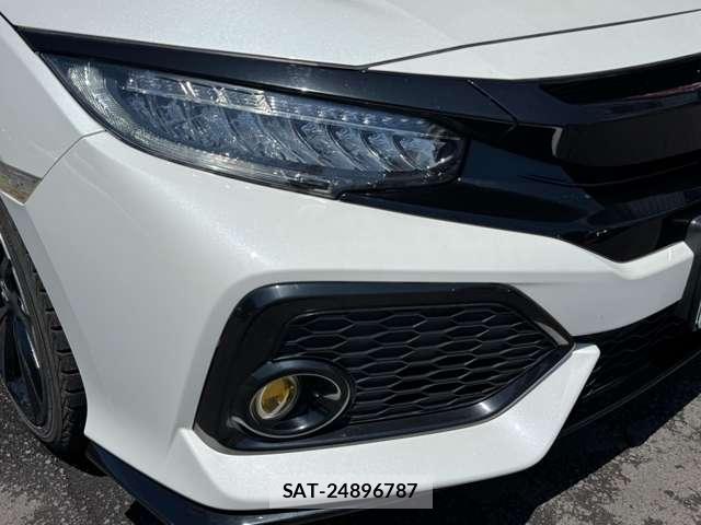 Honda CIVIC 2018-02 8053973-16