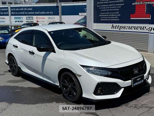 Honda CIVIC 2018-02 8053973-5