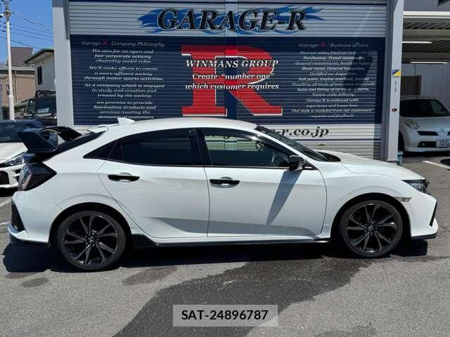 Honda CIVIC 2018-02 8053973-8