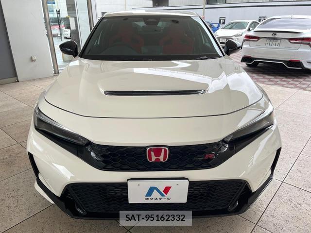 Honda CIVIC 2024-04 8055438-14
