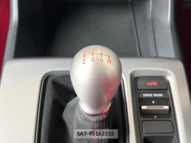 Honda CIVIC 2024-04 8055438-3