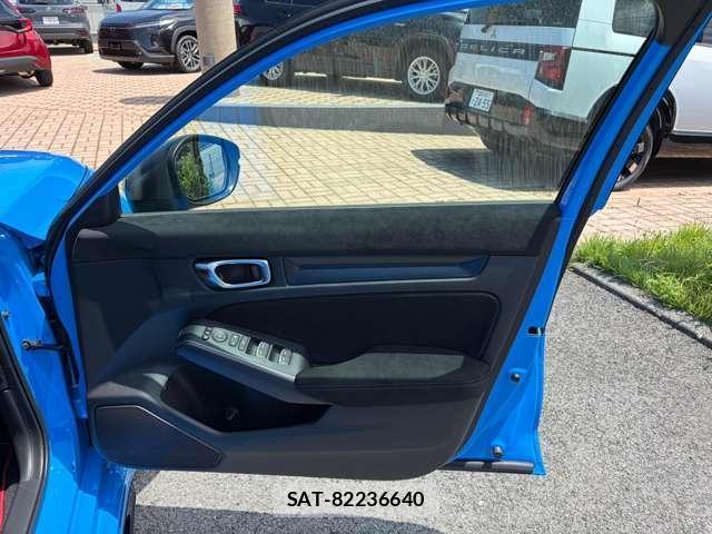 Honda CIVIC 2026-03 8055501-15