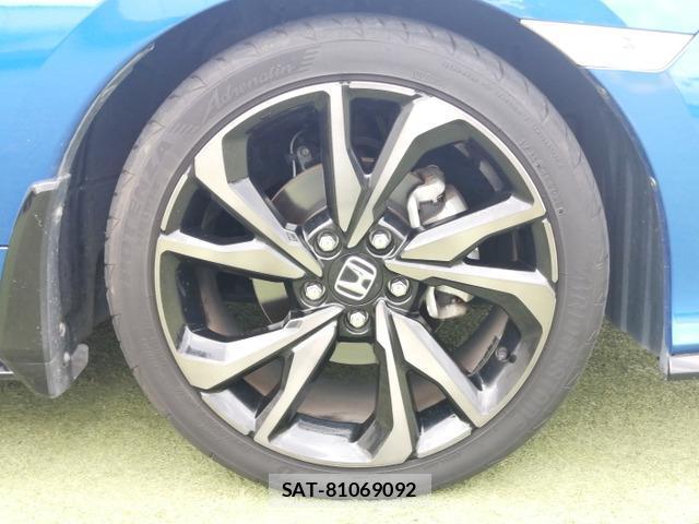 Honda CIVIC 2019-01 8056041-13