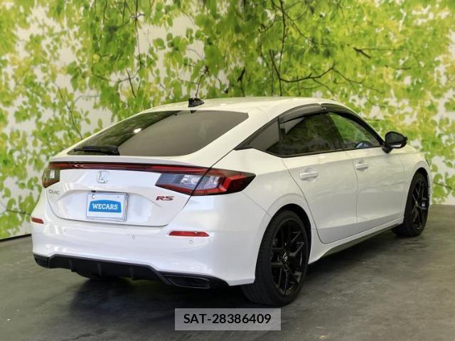 Honda CIVIC 2024-09 8056243-2