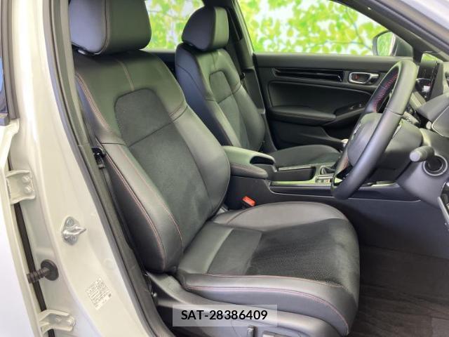 Honda CIVIC 2024-09 8056243-3