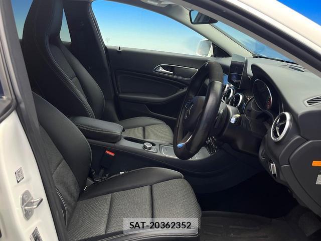Mercedes Benz CLA-CLASS 2018-06 8053488-8