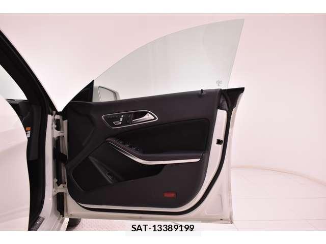 Mercedes Benz CLA-CLASS 2017-06 8054835-4