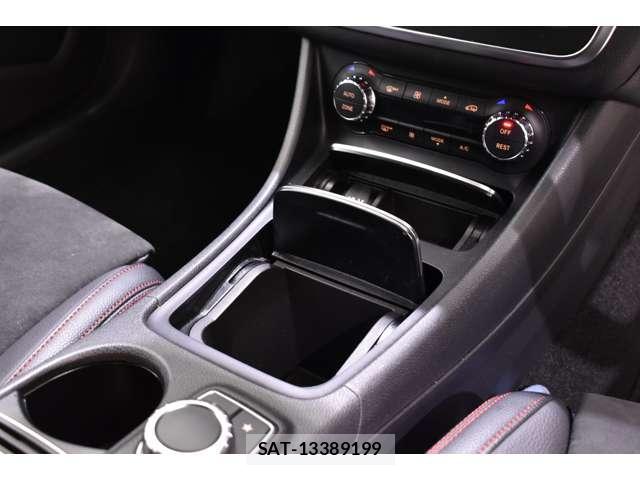 Mercedes Benz CLA-CLASS 2017-06 8054835-7
