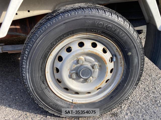 Nissan CLIPPER TRUCK 2005-07 8056046-19