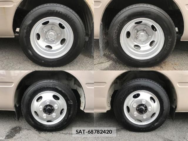 Toyota COASTER 2008-06 8055728-19